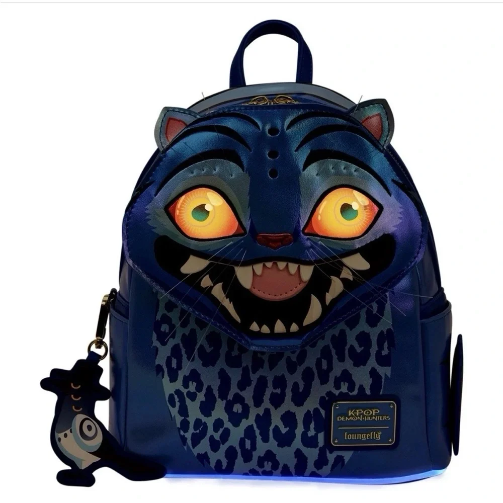 Loungefly KPop Demon Hunters Exclusive Derpy LightUp Glow MiniBackpack IN HAND - Picture 3 of 6